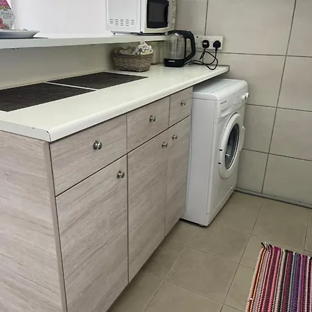 Apartman Alex 203 *