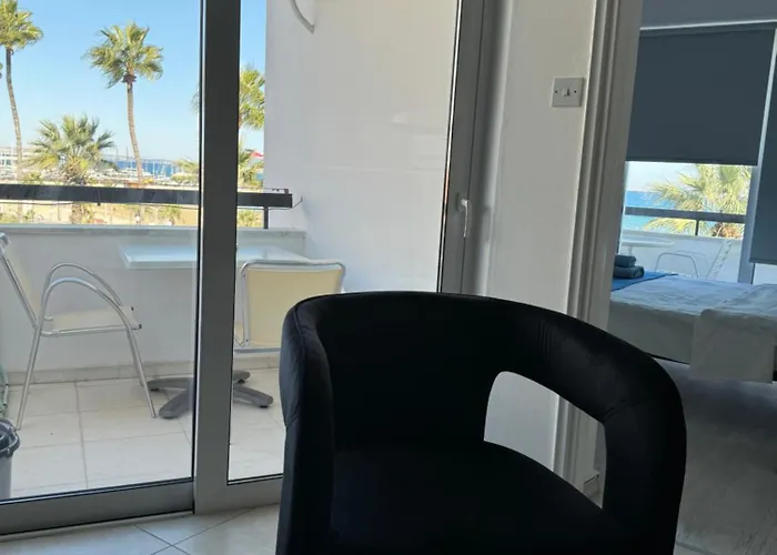 Alex 203 Apartamento Lárnaca